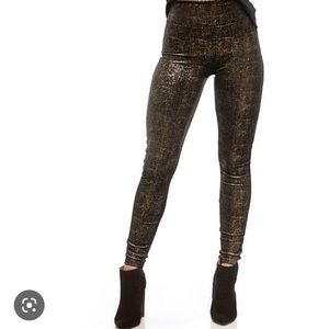 SPANX velvet shine BLACK WITH GOLD Leggings